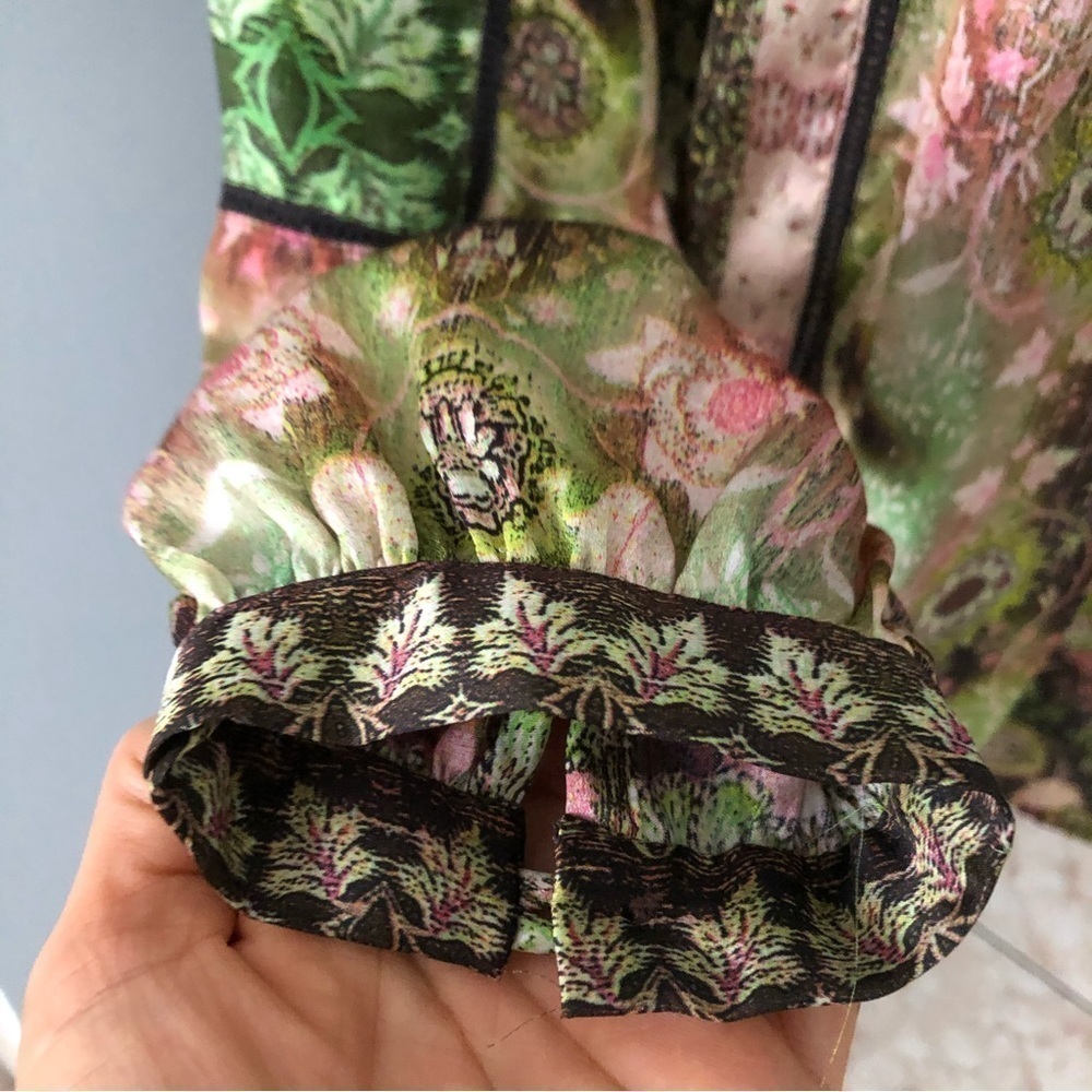 Like New, dressy peasant top - Picture 5 of 7